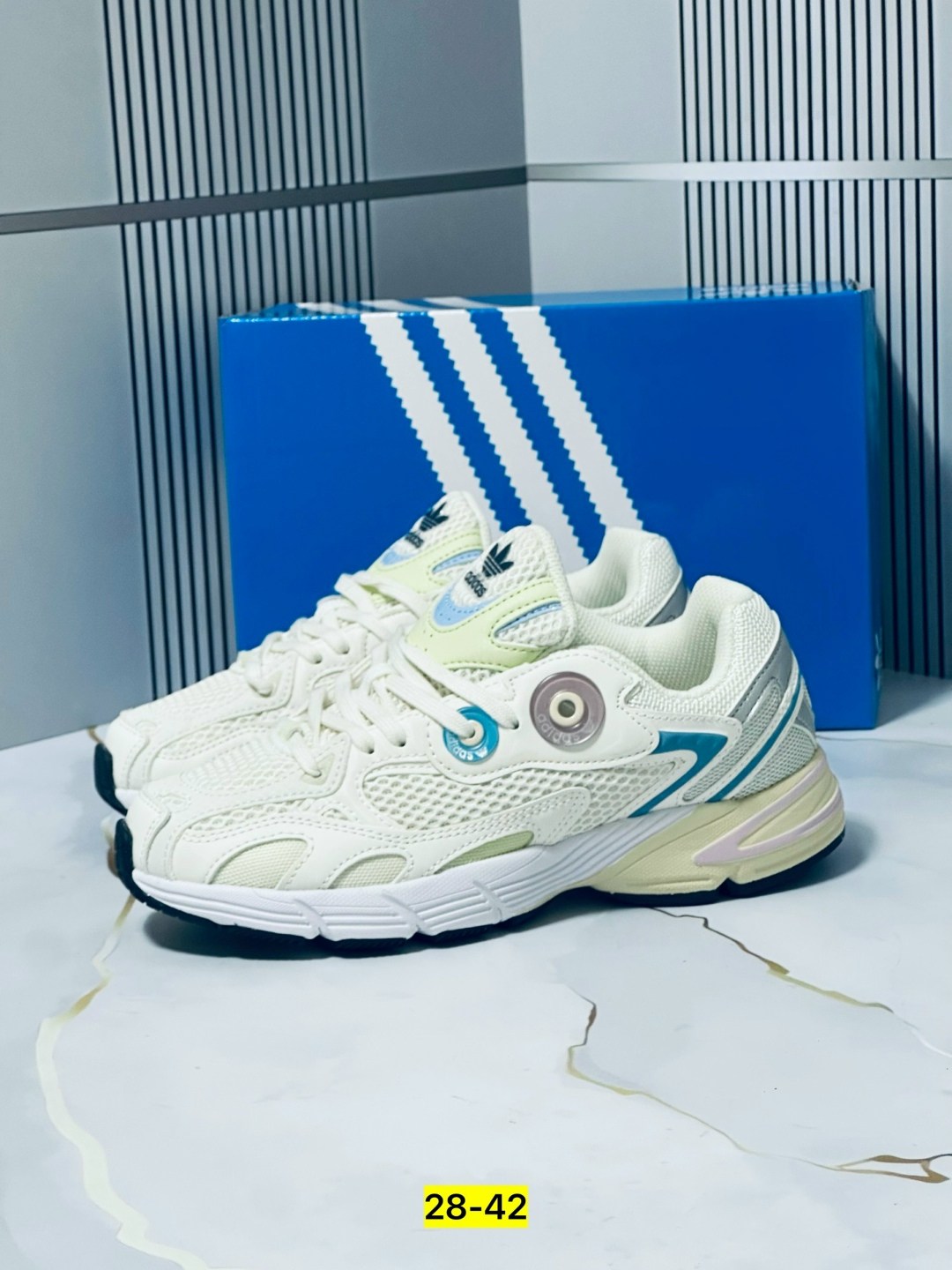 кроссовки adidas,кроссовки женские adidas,кроссовки женские adidas astir,кроссовки мужские женские adidas,кроссовки мужские adidas