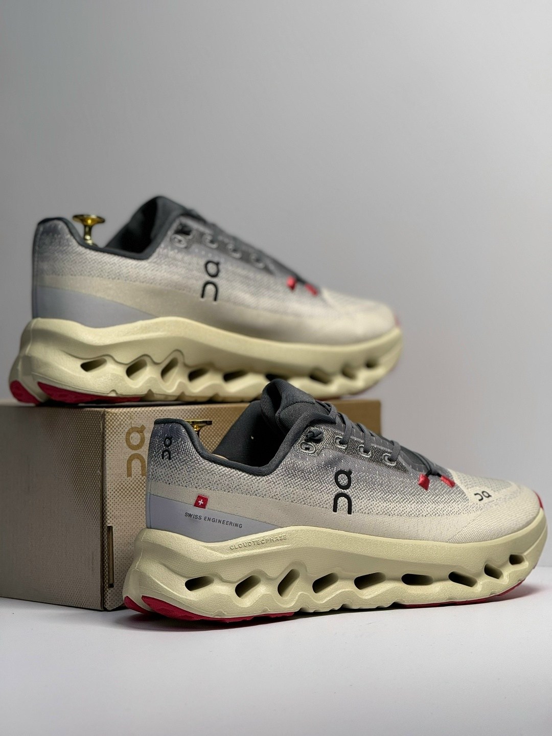 кроссовки cloudtilt "cinder/sand" on running,кроссовки,женские кроссовки,кроссовки on,спортивная