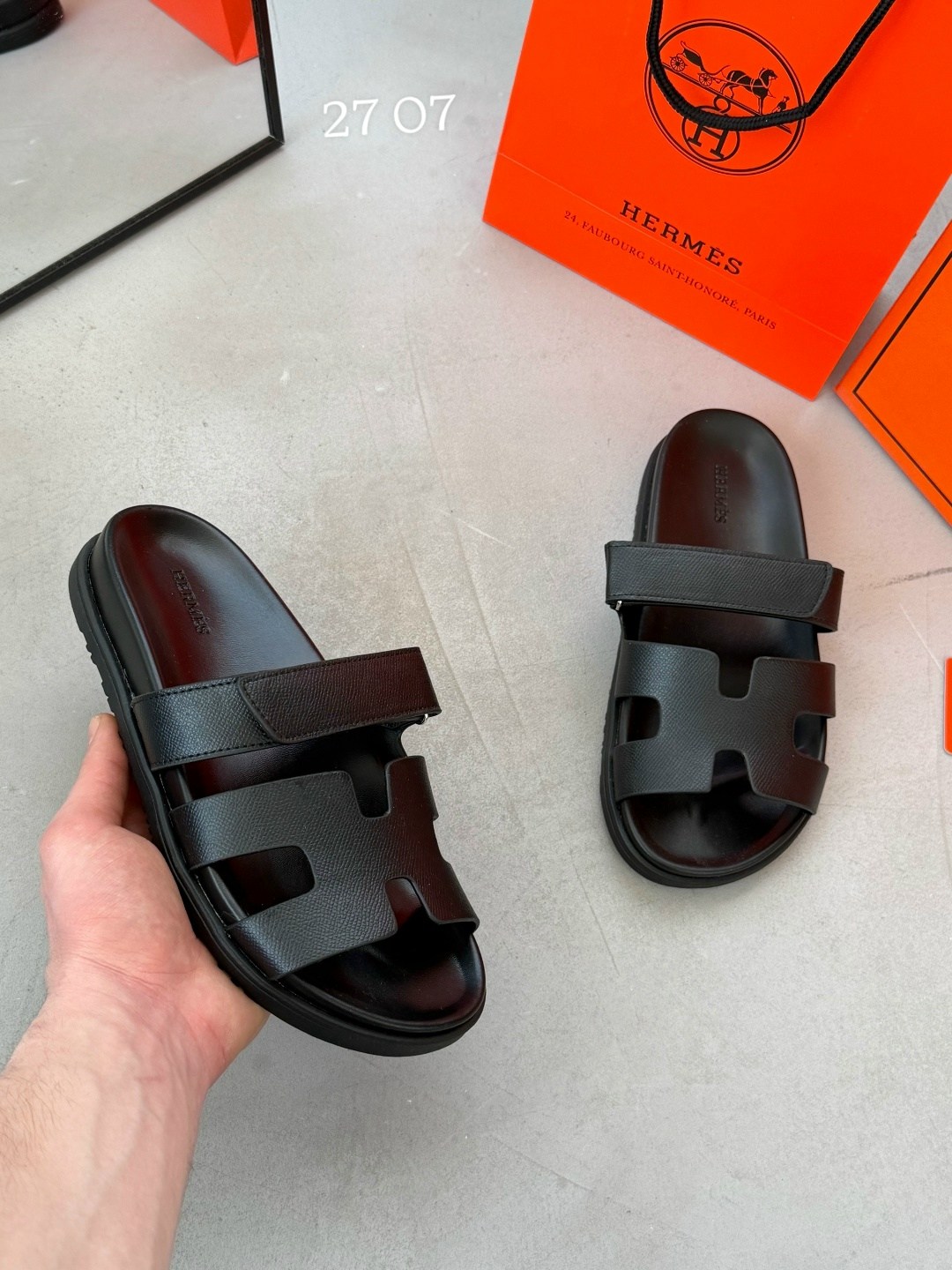 шлепанцы hermes,шлепки женские hermes,тапочки hermes,шлепки hermes,шлепанцы хермес