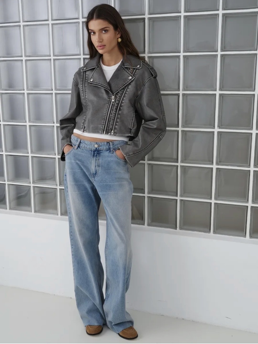 косуха кожаная куртка короткая оверсайз,косуха кожаная куртка,косуха винтажная куртка кожаная oversize серая monyken,кожаная куртка короткая,женская демисезонная кожаная куртка-косуха оверсайз