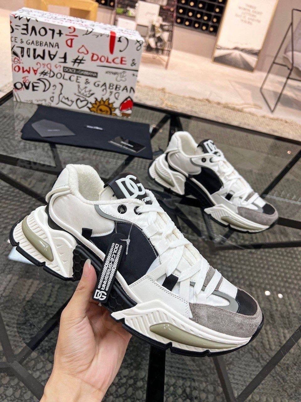 кроссовки dolce gabbana airmaster,отправленные кроссовки кроссовки dolce & gabbana,кроссовки дольче габбана 2026,кроссовки dolce gabbana мужские,кроссовки dolce gabbana