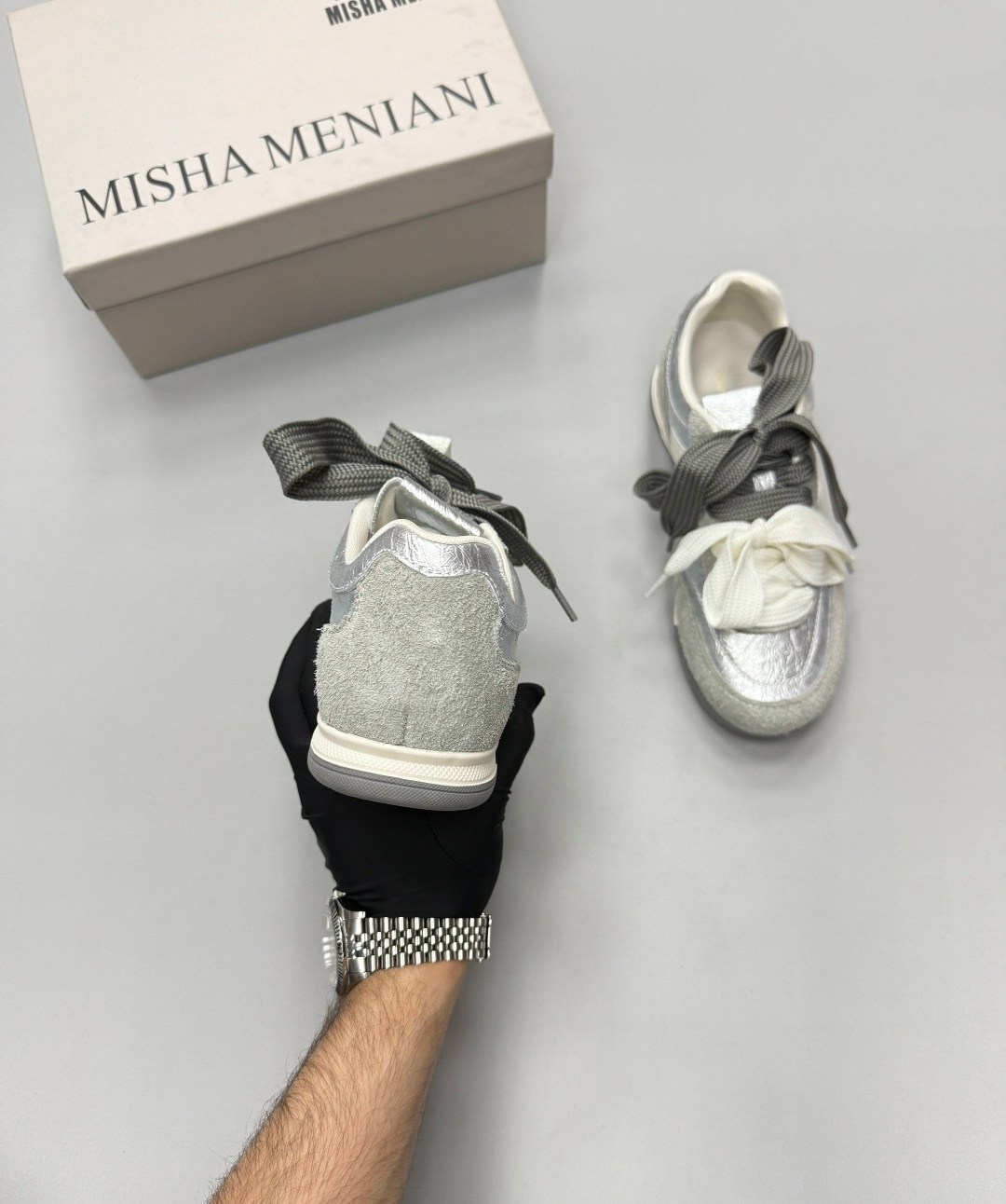 ,кроссовки женскиe,модные кроссовки,amiri кроссовки,спортивная