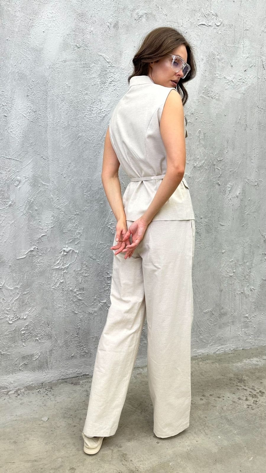 бежевый жилет,жилетка женская,женский жилет,жилет из льна,брючный костюм с жилеткой женский льняной