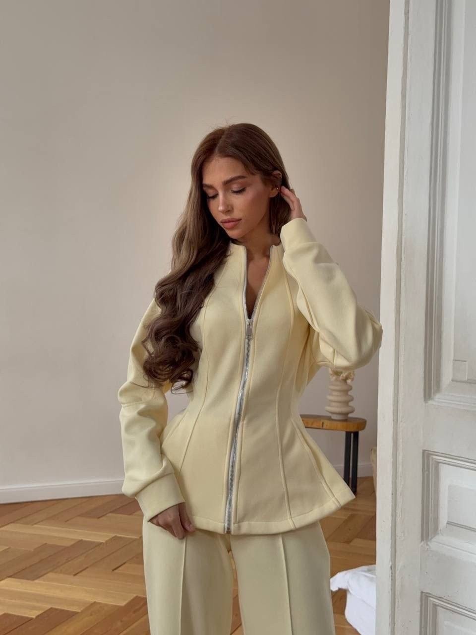 повседневный костюм,брючный костюм,костюм женский,костюм трехнитка в стиле zara бомбер + штаны палаццо с лентой,женский модный костюм