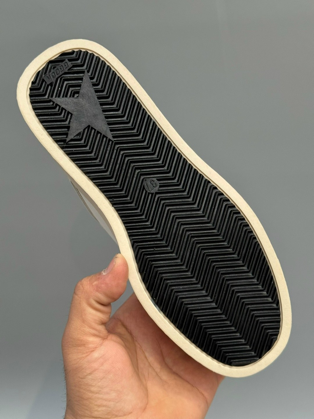 кожаные кеды golden goose superstar premium,golden goose кроссовки,,кеды golden goose,женские кожаные кроссовки golden goose super-star premium - white / silver