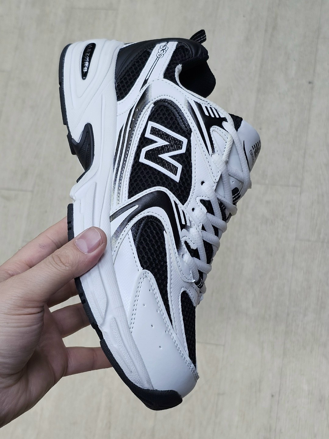 кроссовки new balance 530,кроссовки new balance 530 цвет белый,кроссовки new balance 530 silver/white,кроссовки белые new balance 530,кроссовки new balance