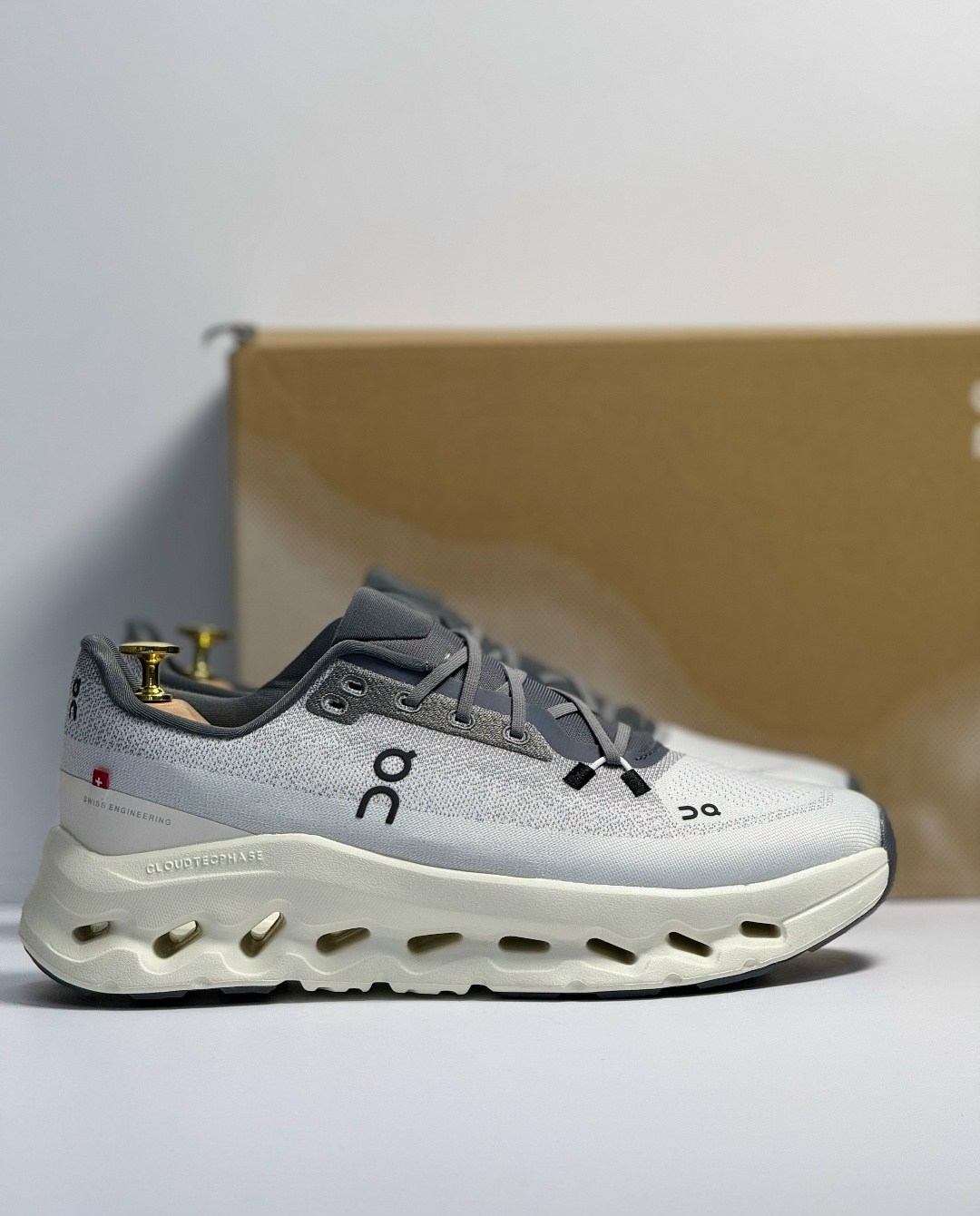 кроссовки,кроссовки on cloudtilt серебристый серый,женские кроссовки,кроссовки оригинальные,кроссовки cпортивные