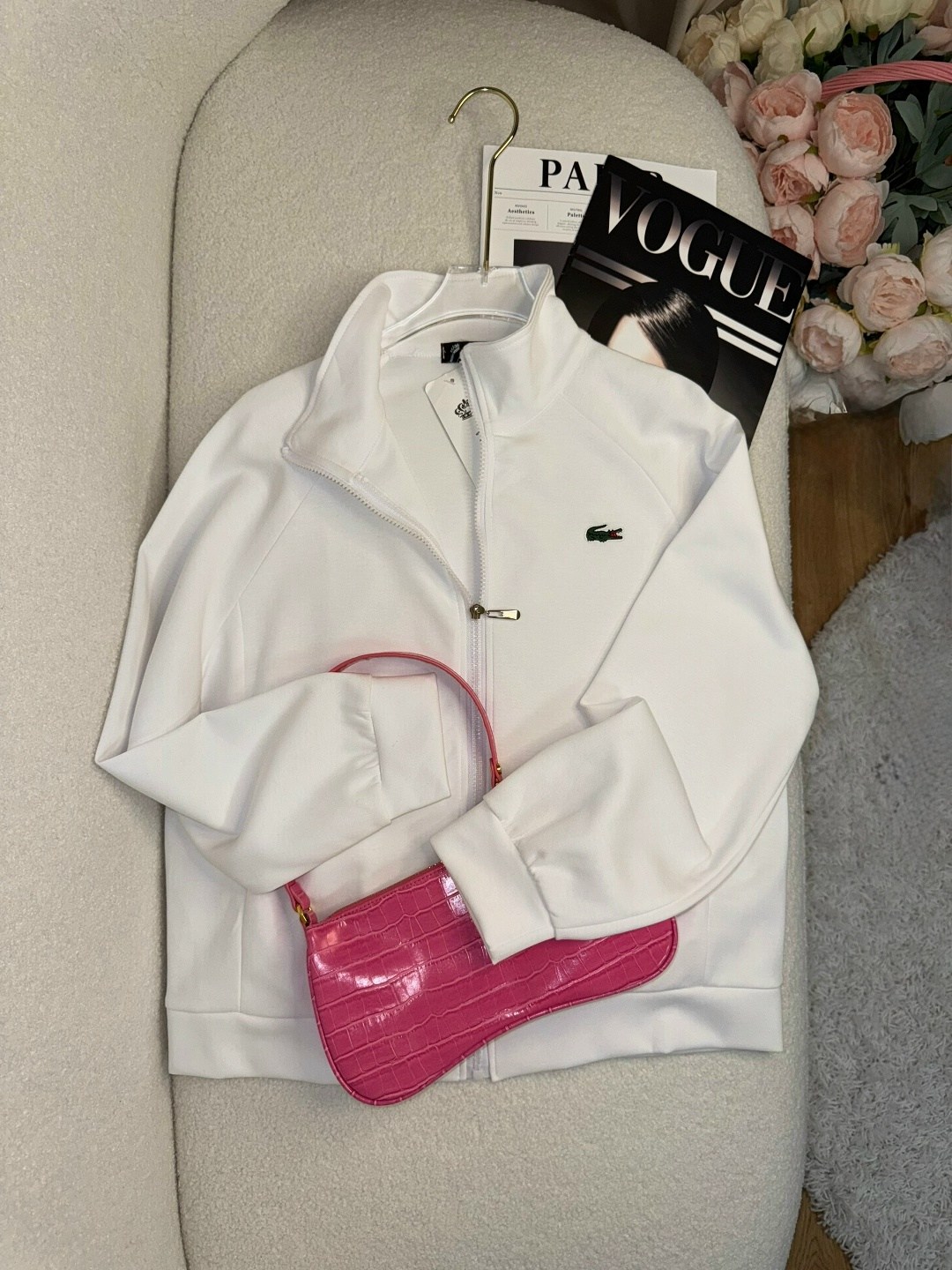 олимпийка белая,женская кофта,костюм женский,толстовка белая,женская толстовка