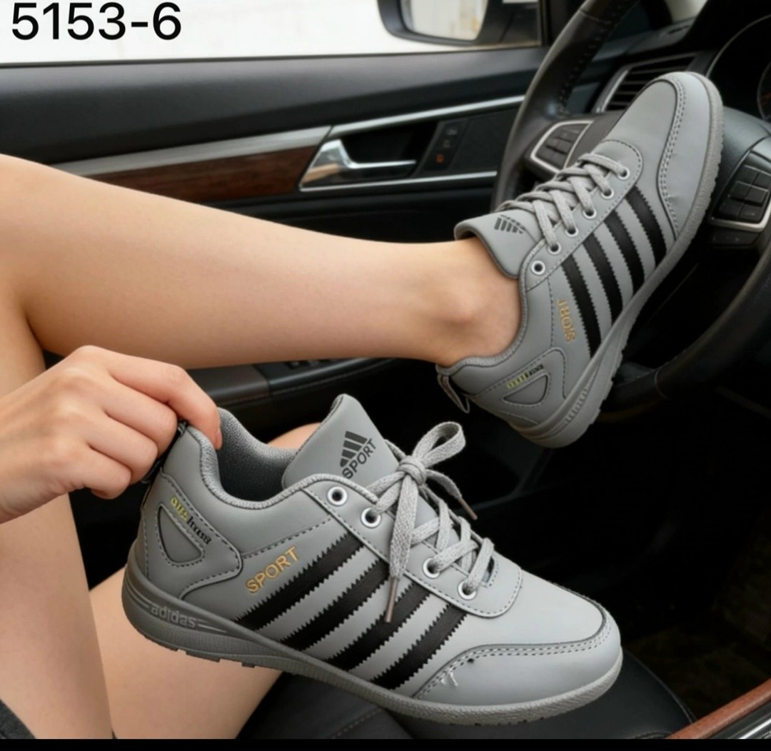 кроссовки adidas,,спортивная ,женские кроссовки,adidas shoes