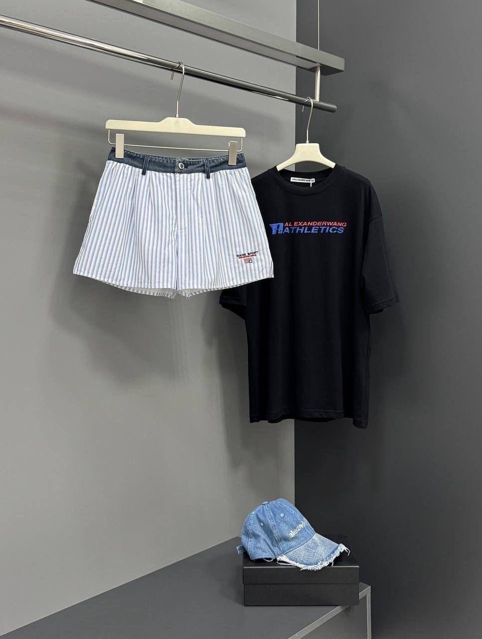 шорты модные,стильные шорты,шорты в полоску женские,шорты в полоску,повседневные шорты