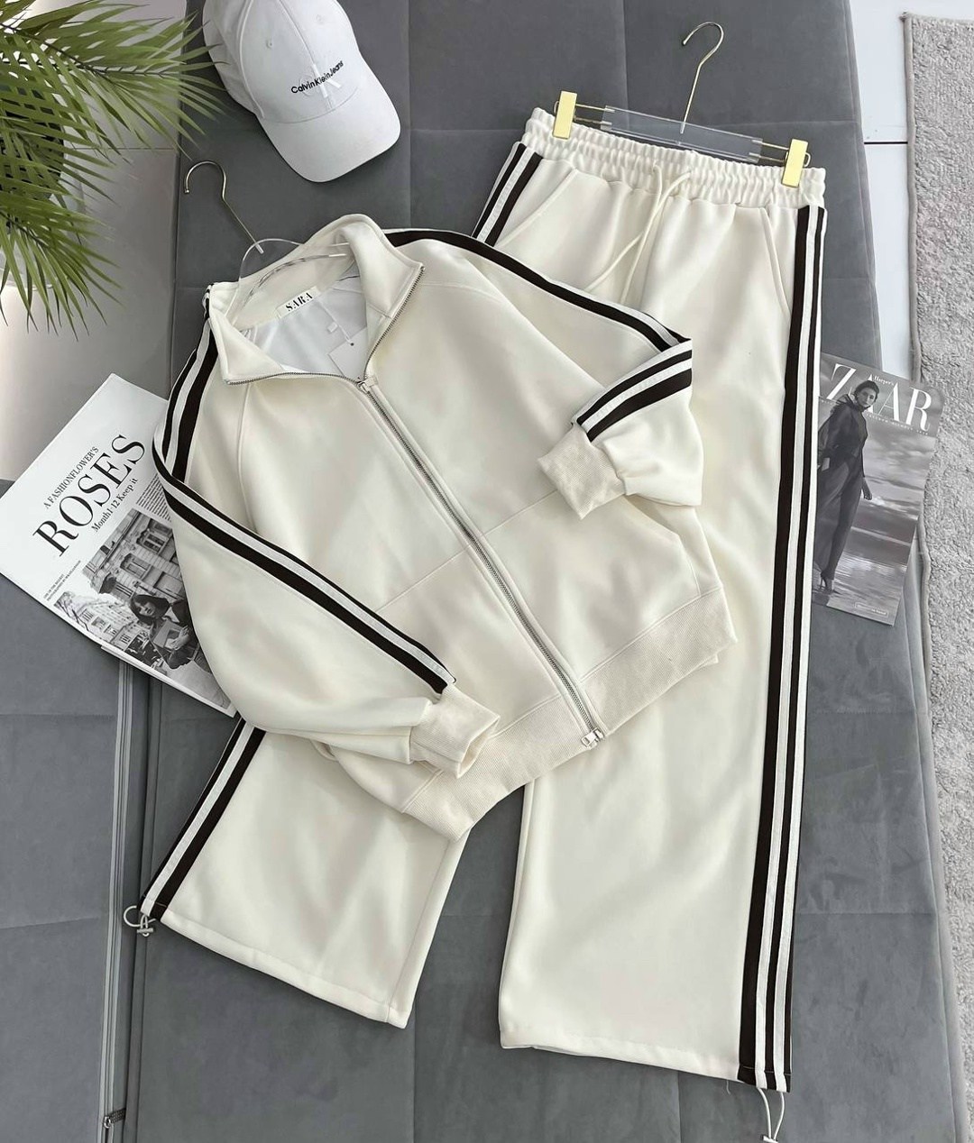 спортивные костюм,костюм спортивный женский,спортивный костюм celine,спортивные костюмы двойка,спортивный костюм для женщин