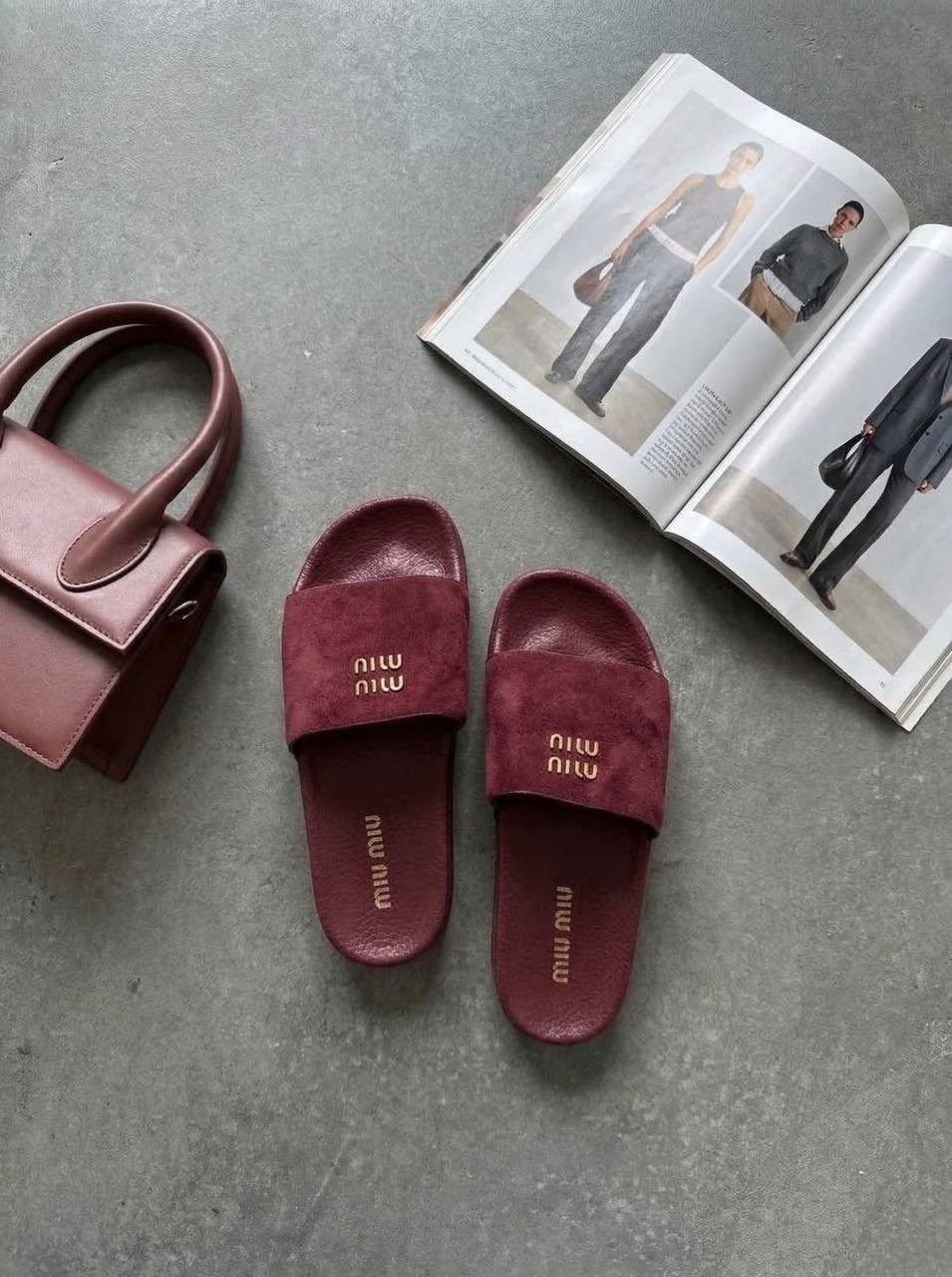 шлепанцы женские,,модные тапочки,женские шлепки,сандали