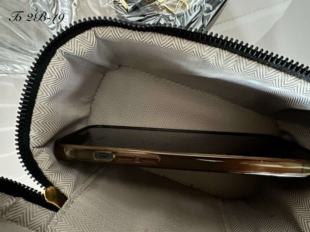 женский свитер,розовый свитер,джемпер розовый,свитер с замком,женская кофта