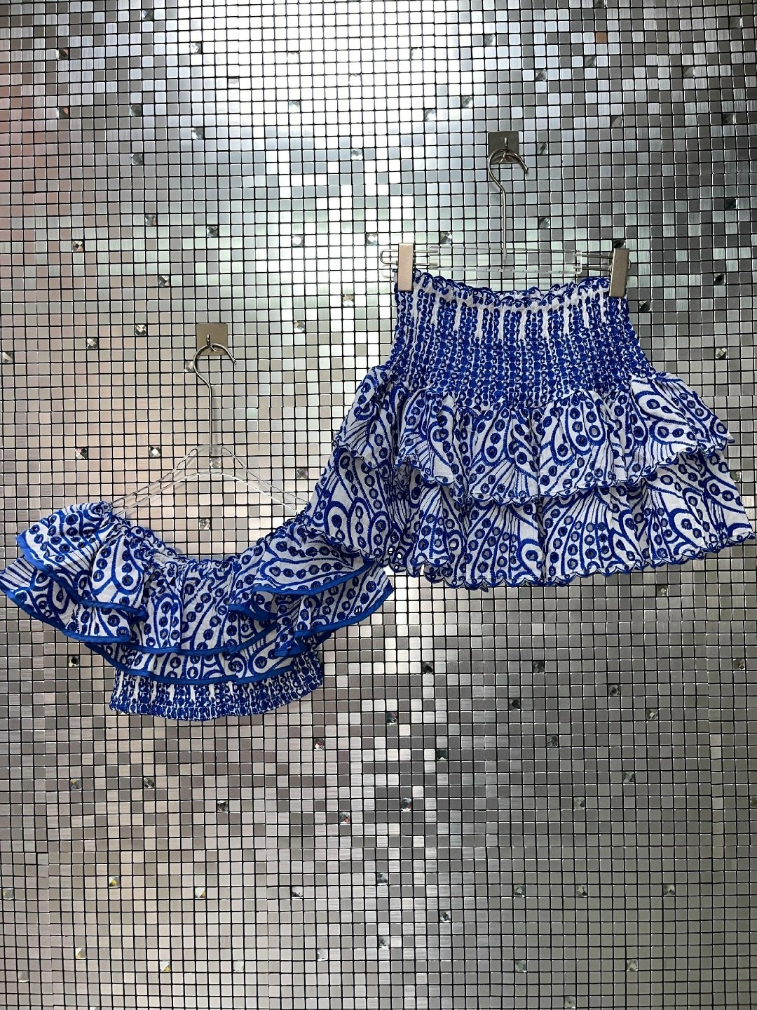 летние костюмы,юбка с оборками,юбка и топ,летние наряды,костюм топ юбка