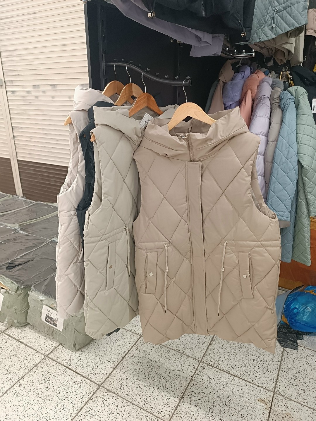 жилетка женская,жилетка удлиненная,женские жилеты,жилетка,жилет