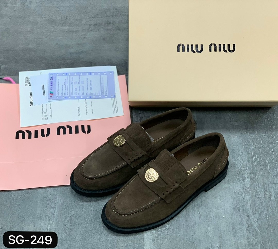 лоферы miu miu,,лоферы celine,туфли miu miu кожаные лоферы,лоферы женские
