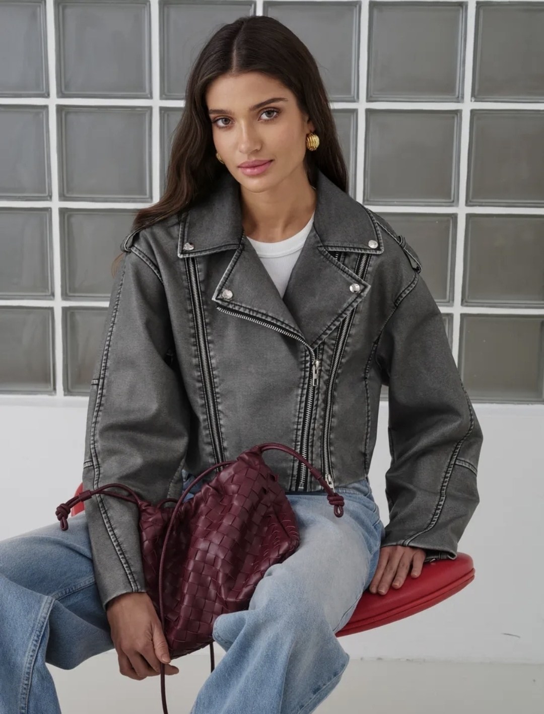 косуха кожаная куртка короткая оверсайз,косуха кожаная куртка,косуха винтажная куртка кожаная oversize серая monyken,кожаная куртка короткая,женская демисезонная кожаная куртка-косуха оверсайз