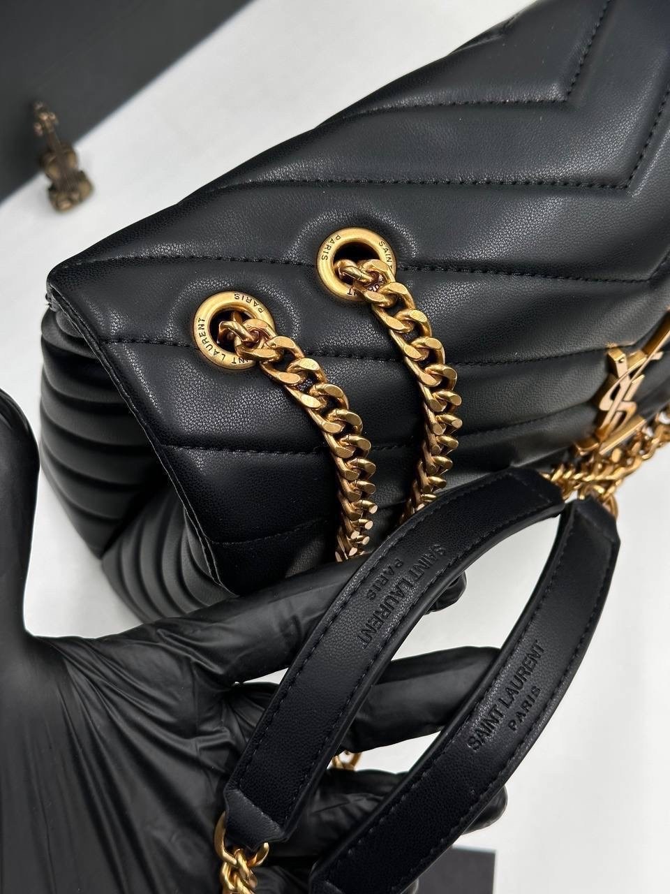 yves saint laurent сумка,сумка saint laurent,сумка ив сен лоран,ив сен лоран лулу сумка,сумка женская yves saint laurent