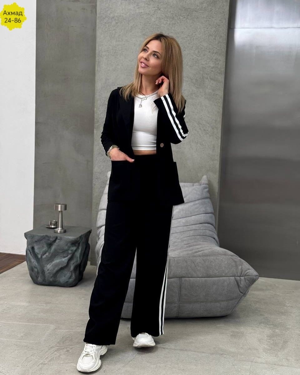 костюм двойка женская,костюм с брюками повседневный,костюм спортивный стильный,женские костюмы спортивные,костюм с лампасами женский классический