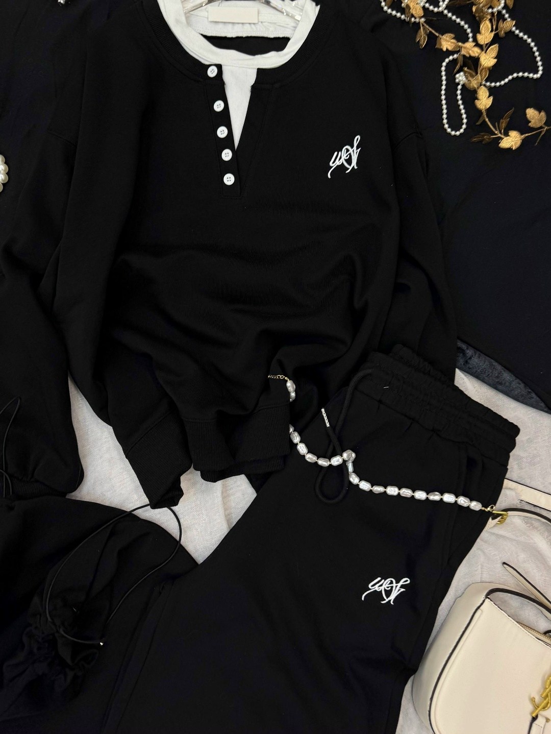 костюм спортивный,спортивный костюм женский,костюм женский,костюм,спортивный женский костюм серый