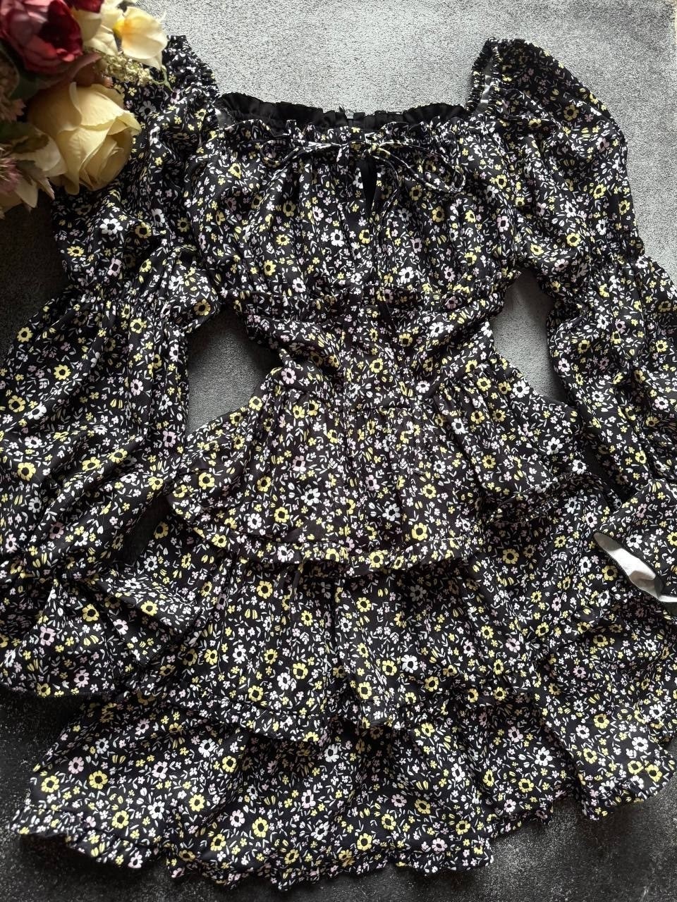 платье с открытыми плечам,женское платье с открытыми плечами,модное платье,женское платье с длинными рукавами,женское платье с принтом