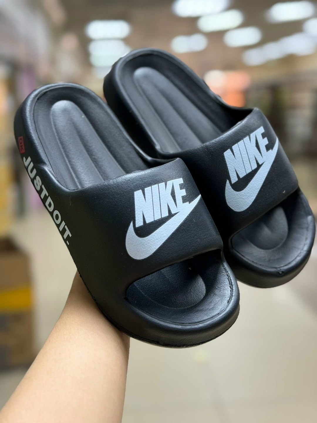 шлепанцы nike,шлепанцы найк,шлепанцы,шлепки изики,женские шлепанцы