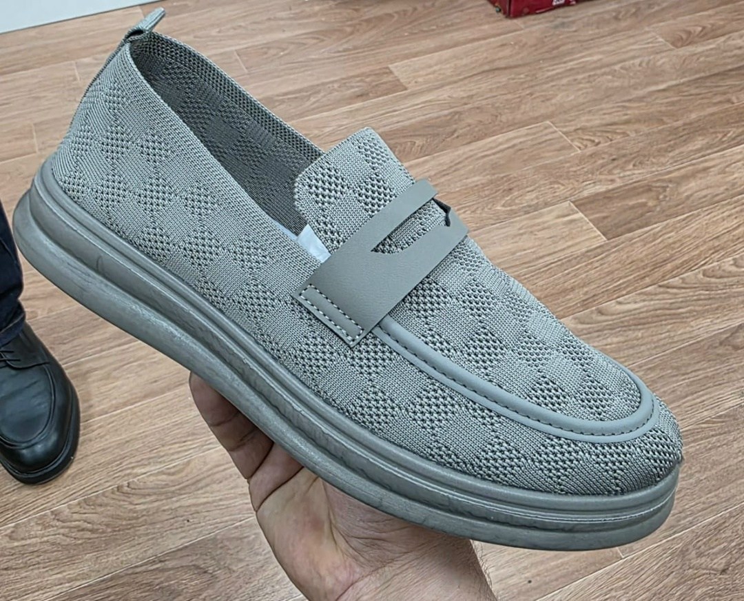 слипоны мужские,мокасин мужские,,мужская ,мокасины с перфорацией