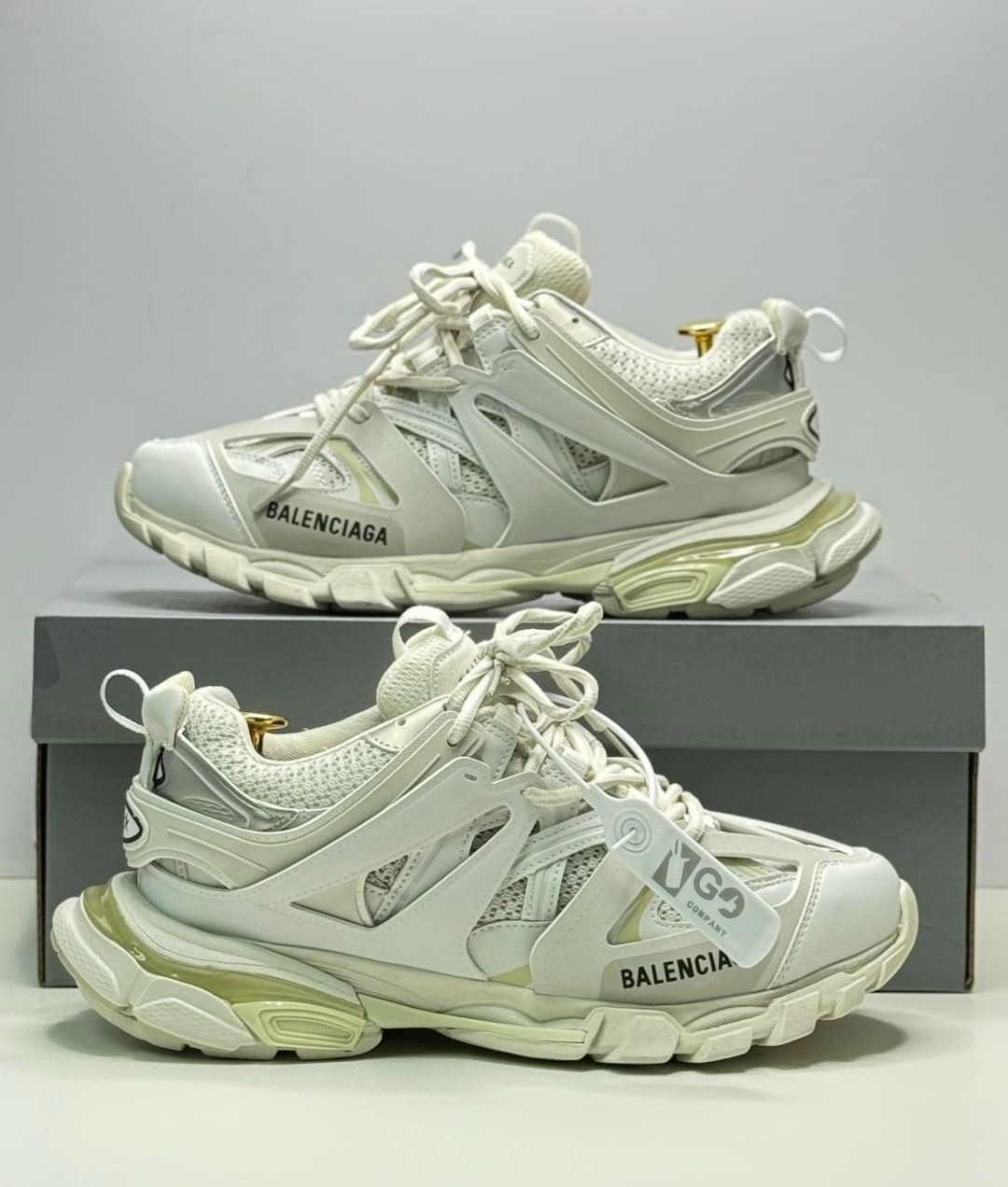 кроссовки balenciaga,кроссовки balenciaga track,кроссовки женские balenciaga,кроссовки баленсиага женские оригинал,мужские кроссовки balenciaga track белые с серым