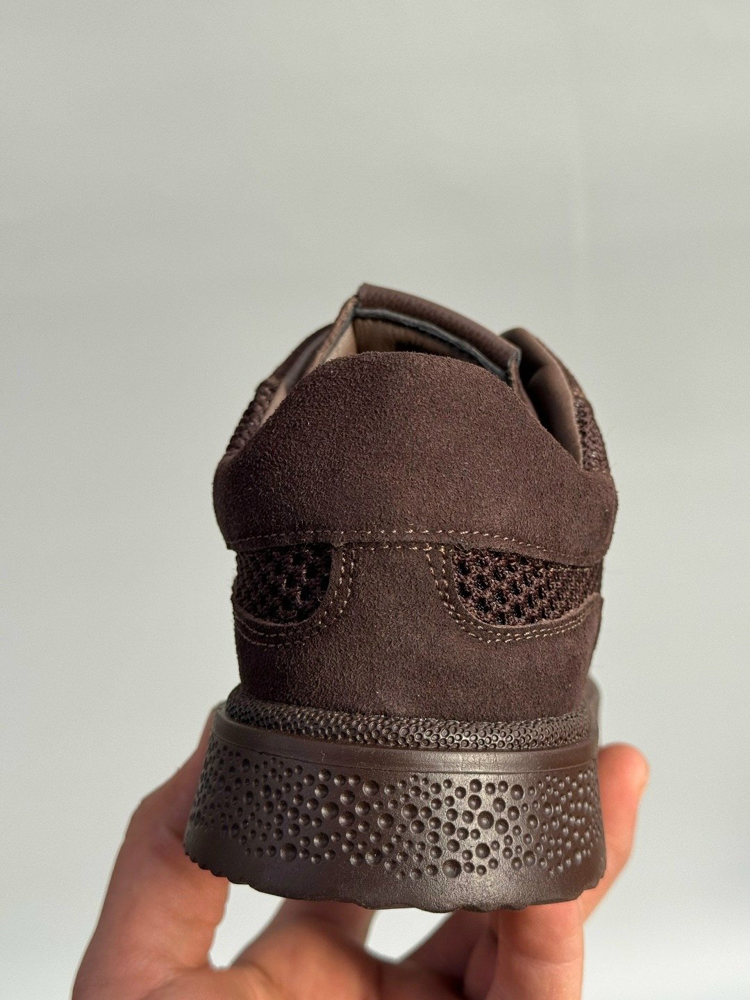 ,спортивная ,мужская ,кеды кроссовки,коричневые кроссовки