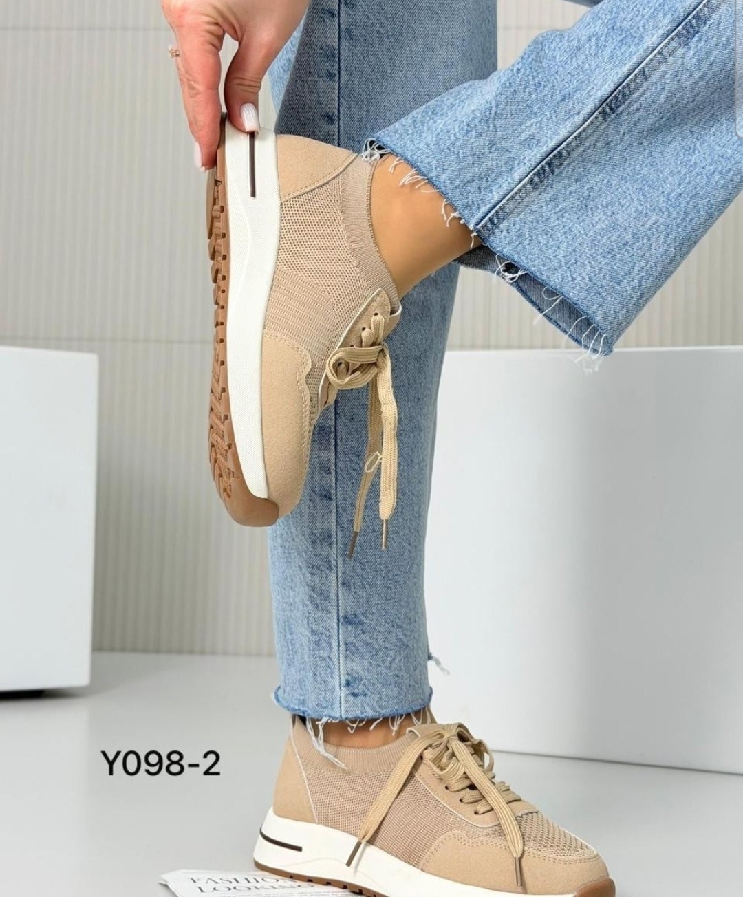 кроссовки женскиe,,бежевые кроссовки,кроссовки женские бежевые,спортивная