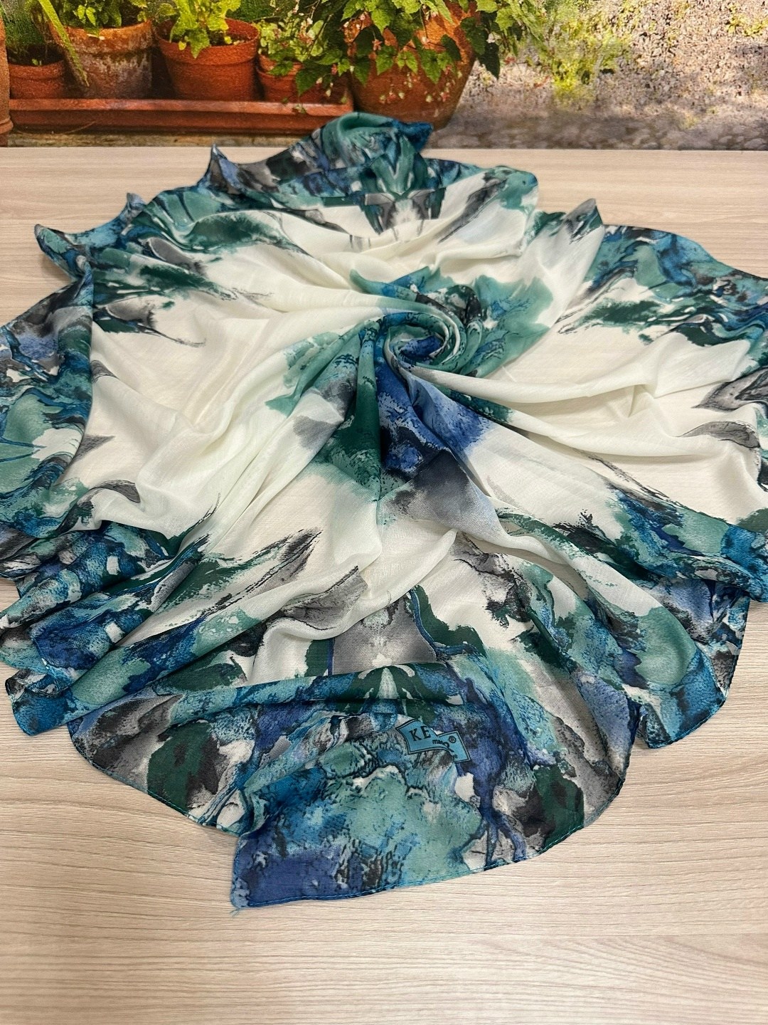 шарфы и платки,платки женские,платок женский шелковый,платок палантин,платки шелковые