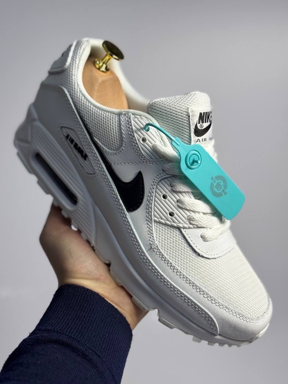 кроссовки белые nike air max 90,nike air max 90 white,кроссовки,женские повседневные кроссовки air max 90 от finish line nike,nike air max