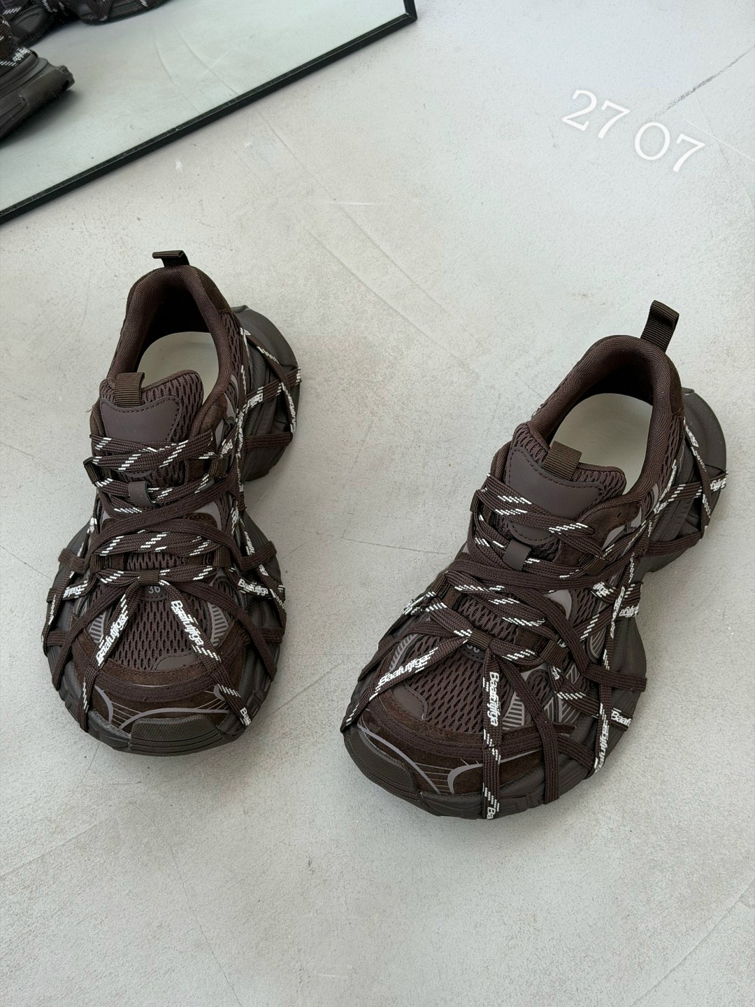 кроссовки 3xl extreme lace массивные на шнуровке balenciaga,кроссовки balenciaga,женские кроссовки balenciaga,кроссовки balenciaga 3 xl,кроссовки