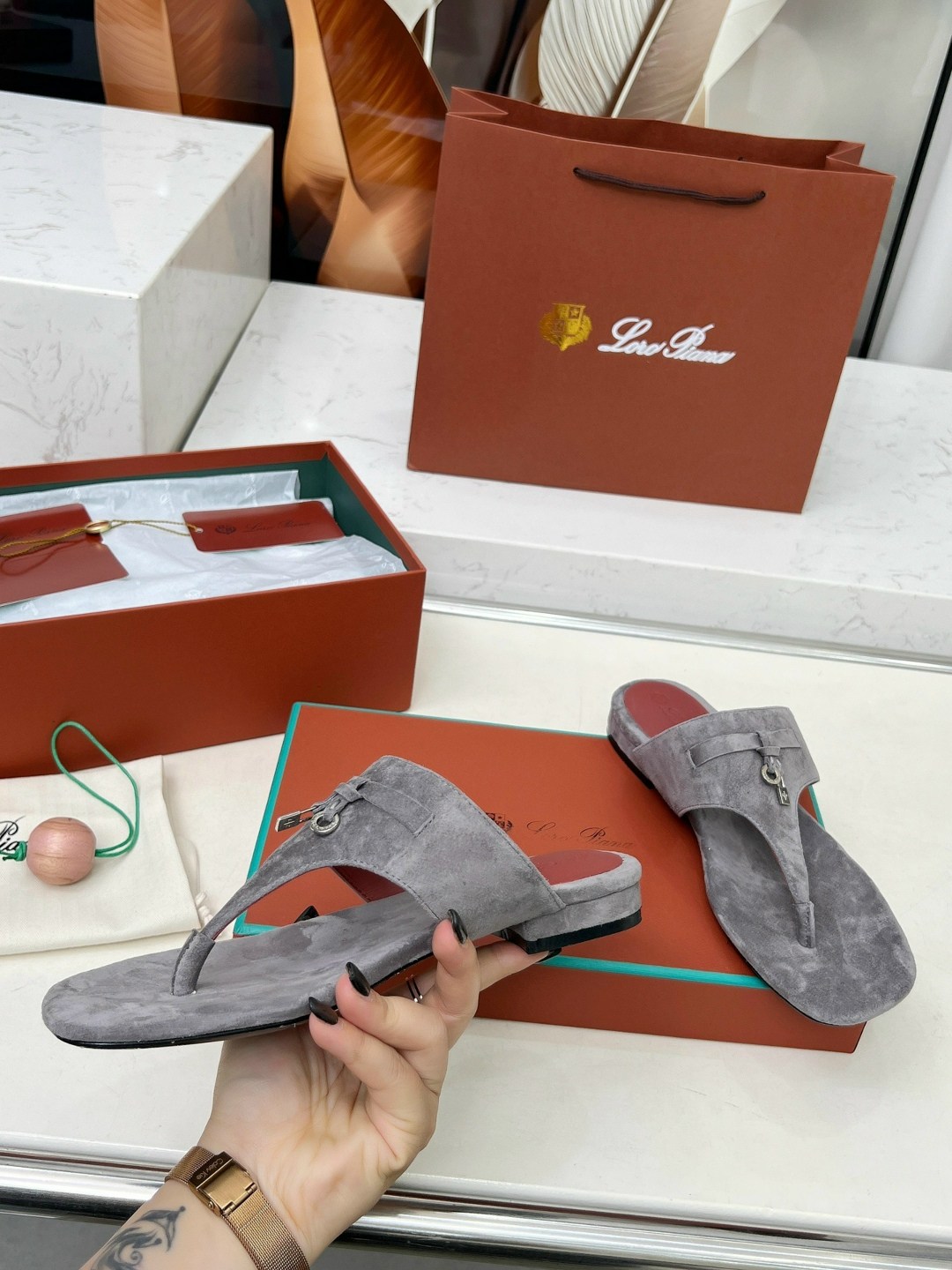 ,женские сандалии,женские шлепанцы,модная женская ,шлепанцы premium