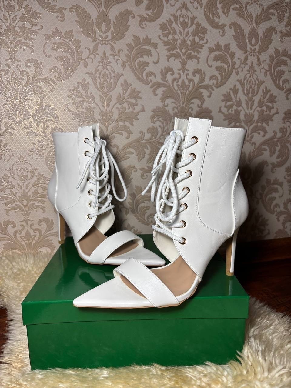 ,белые ботильоны на шнуровке,женские ботильоны на шнуровке,женская ,женские ботильоны