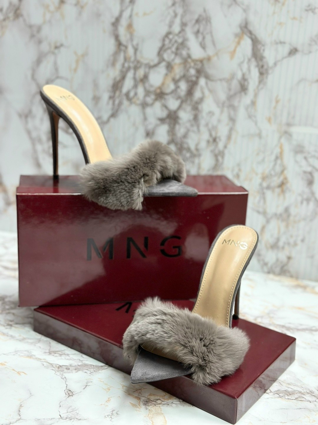 босоножки с мехом,меховые туфли,меховые босоножки,меховые шлепанцы,мюли с мехом