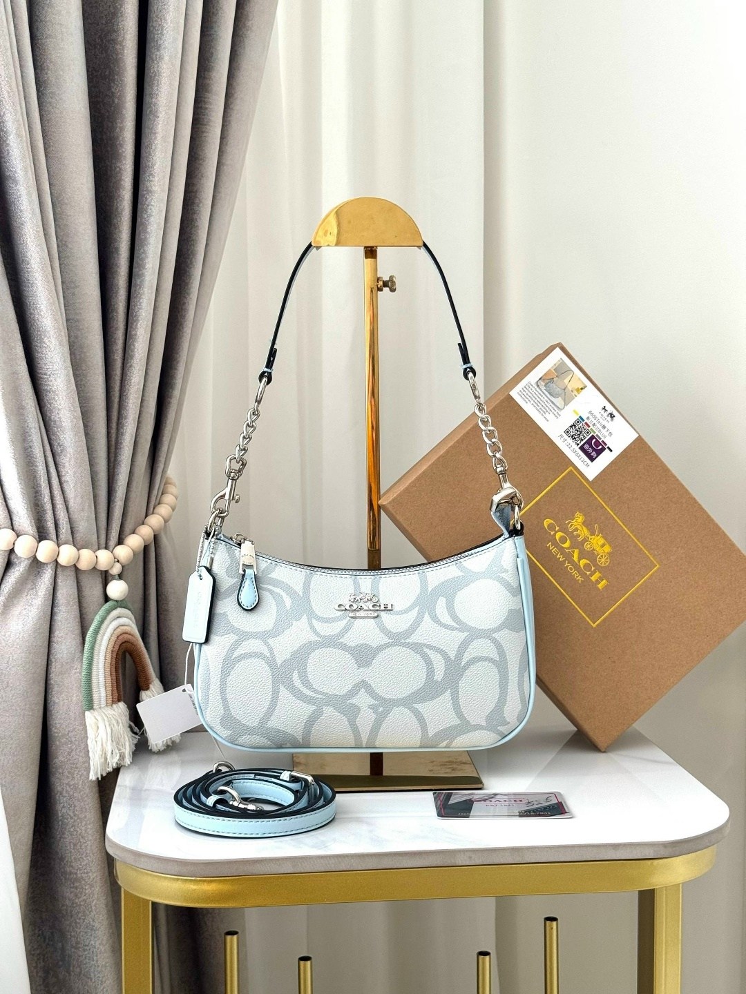 сумка coach на плечо,сумка coach,женская сумка coach,сумка,брендовые сумочки