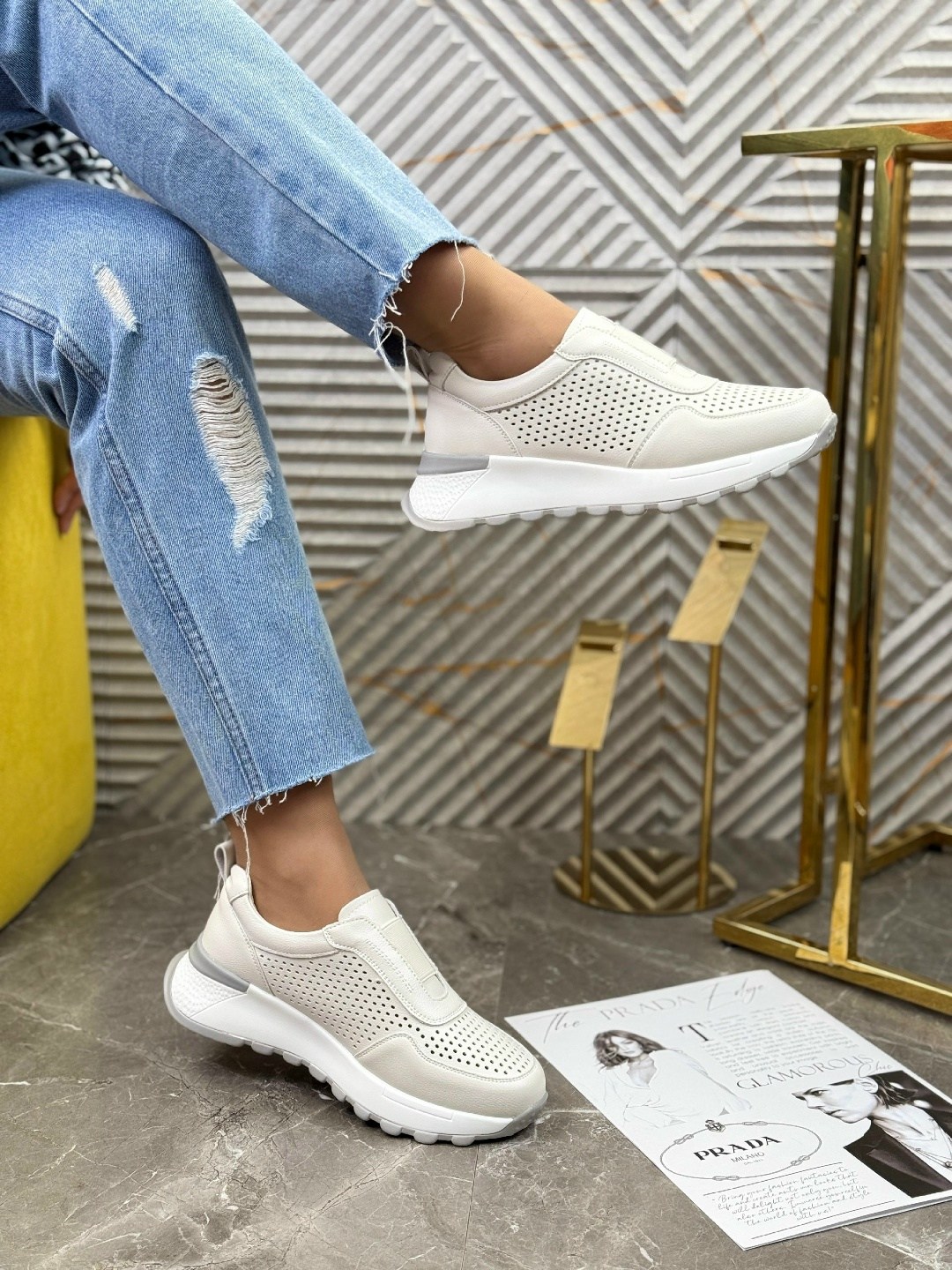 ,кроссовки женскиe,кроссовки с перфорацией,бежевые кроссовки,кроссовки кожаные с перфорацией