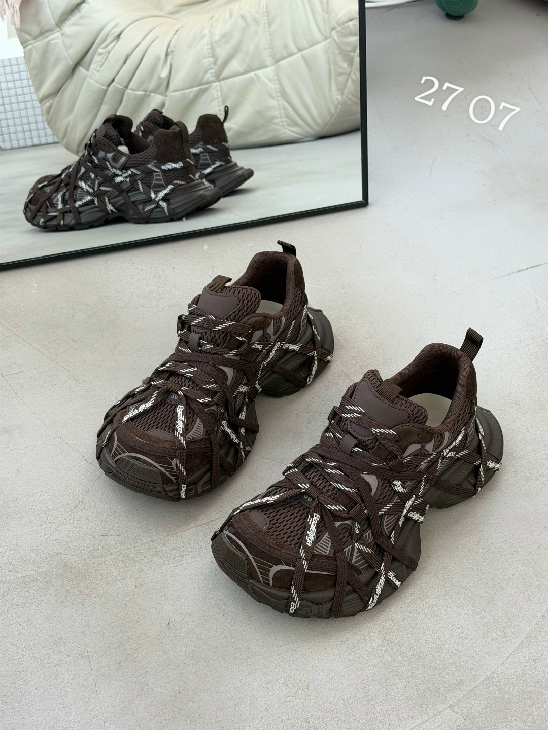 кроссовки 3xl extreme lace массивные на шнуровке balenciaga,кроссовки balenciaga,женские кроссовки balenciaga,кроссовки balenciaga 3 xl,кроссовки