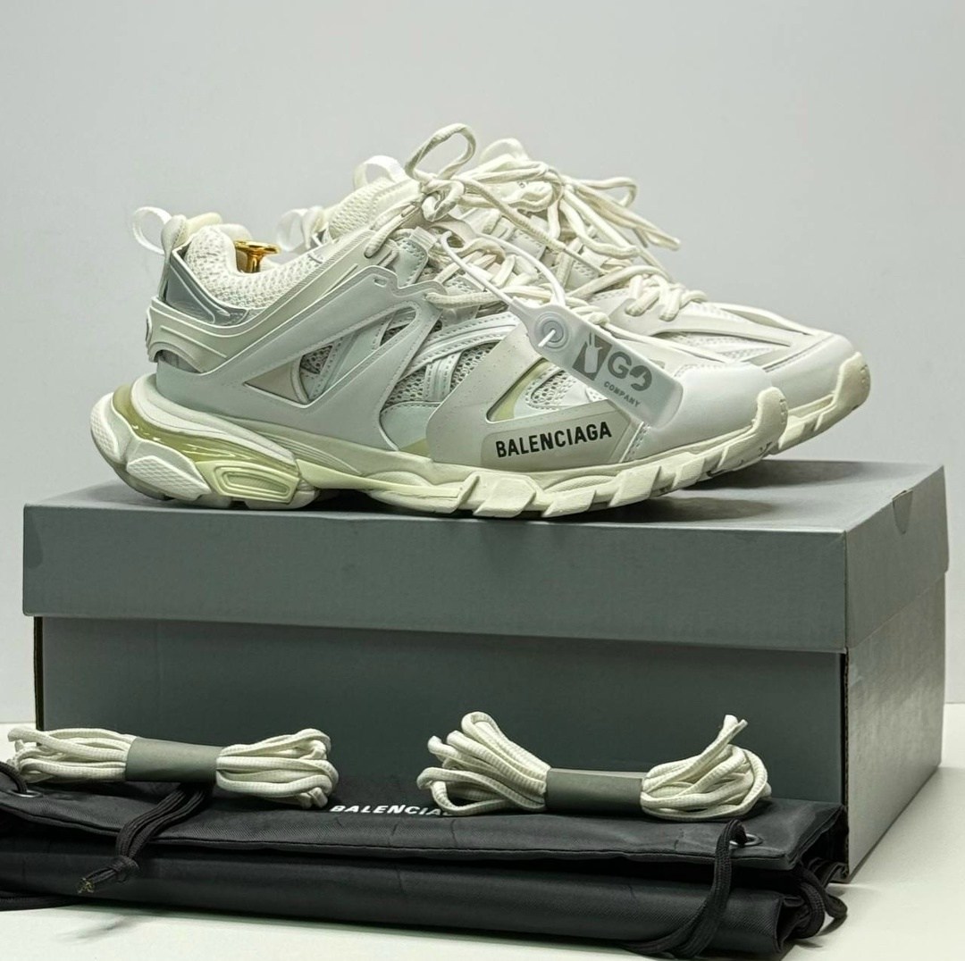 кроссовки balenciaga,кроссовки balenciaga track,кроссовки женские balenciaga,кроссовки баленсиага женские оригинал,мужские кроссовки balenciaga track белые с серым