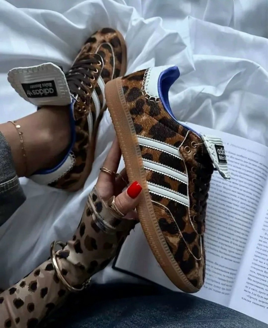 кроссовки адидас леопардовые,кроссовки adidas wales bonner леопард samba leopard,кроссовки adidas samba leopard wales bonner,кроссовки adidas samba кеды wales bonner леопард,adidas samba леопардовые