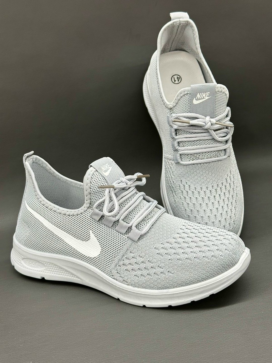 костюм спортивный,спортивные женские костюмы,красный спортивный костюм женский,спортивная одежда для женщин,спортивная одежда