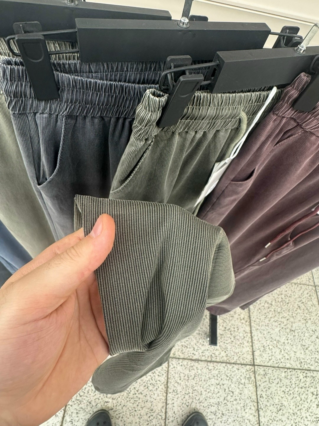 женские джинсы,широкие джинсы женские,джинсы,штаны джинсы,джинсы брюки