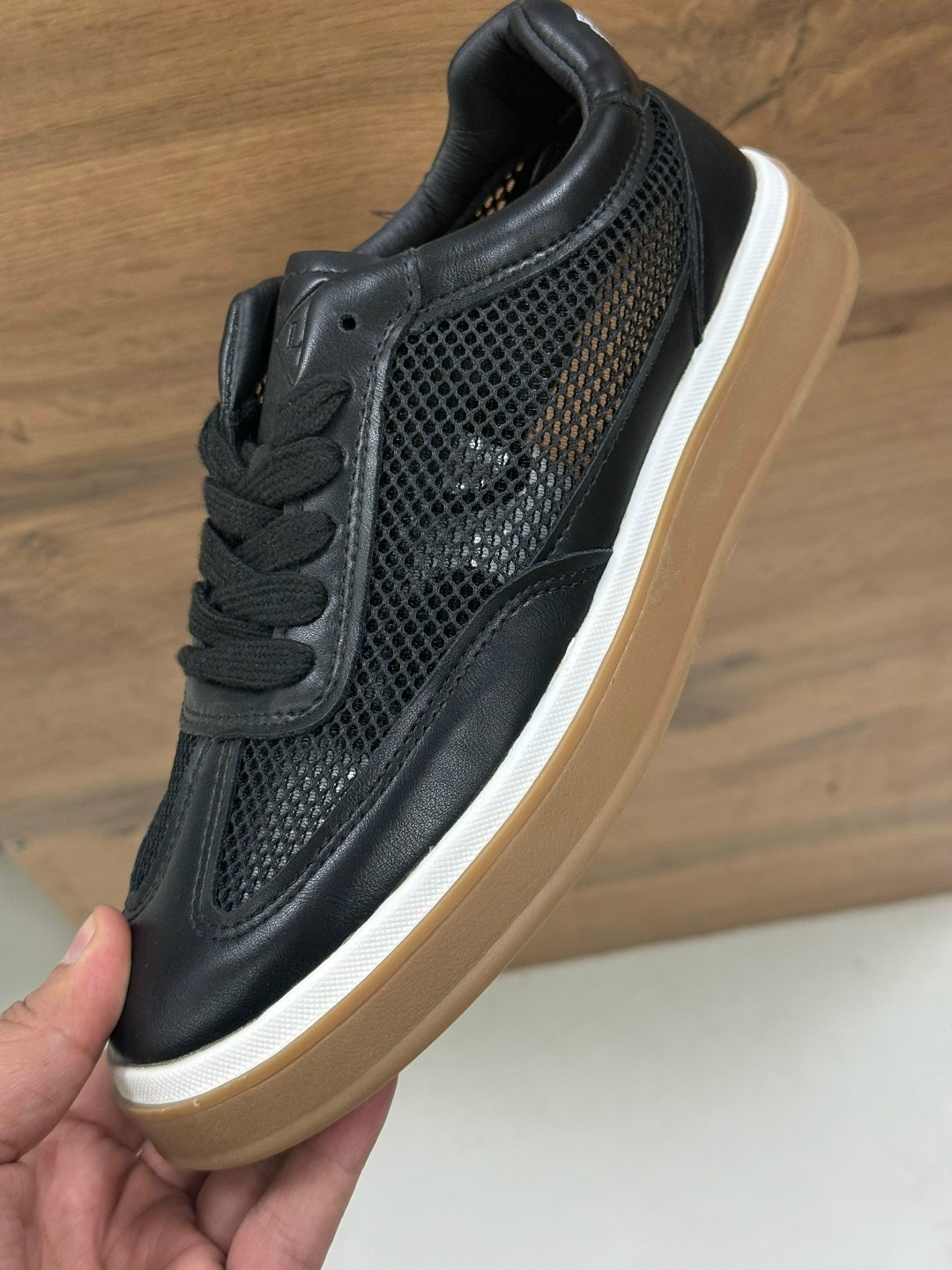 ,кеды луи виттон мужские оригинал,кроссовки кожа,louis vuitton мужские кроссовки кожаные,кроссовки женскиe