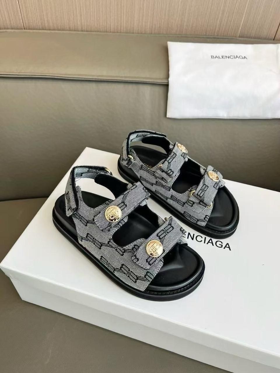 босоножки balenciaga,сандалии balenciaga,шлепанцы balenciaga,,босоножки баленсиага