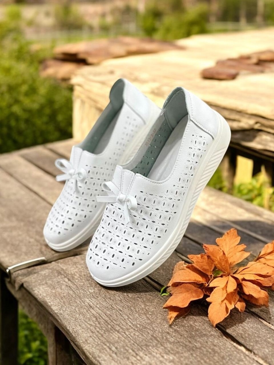 ,туфли женские белые с перфорацией,туфли женские,туфли женские белые кожаные с перфорацией,туфли с перфорацией