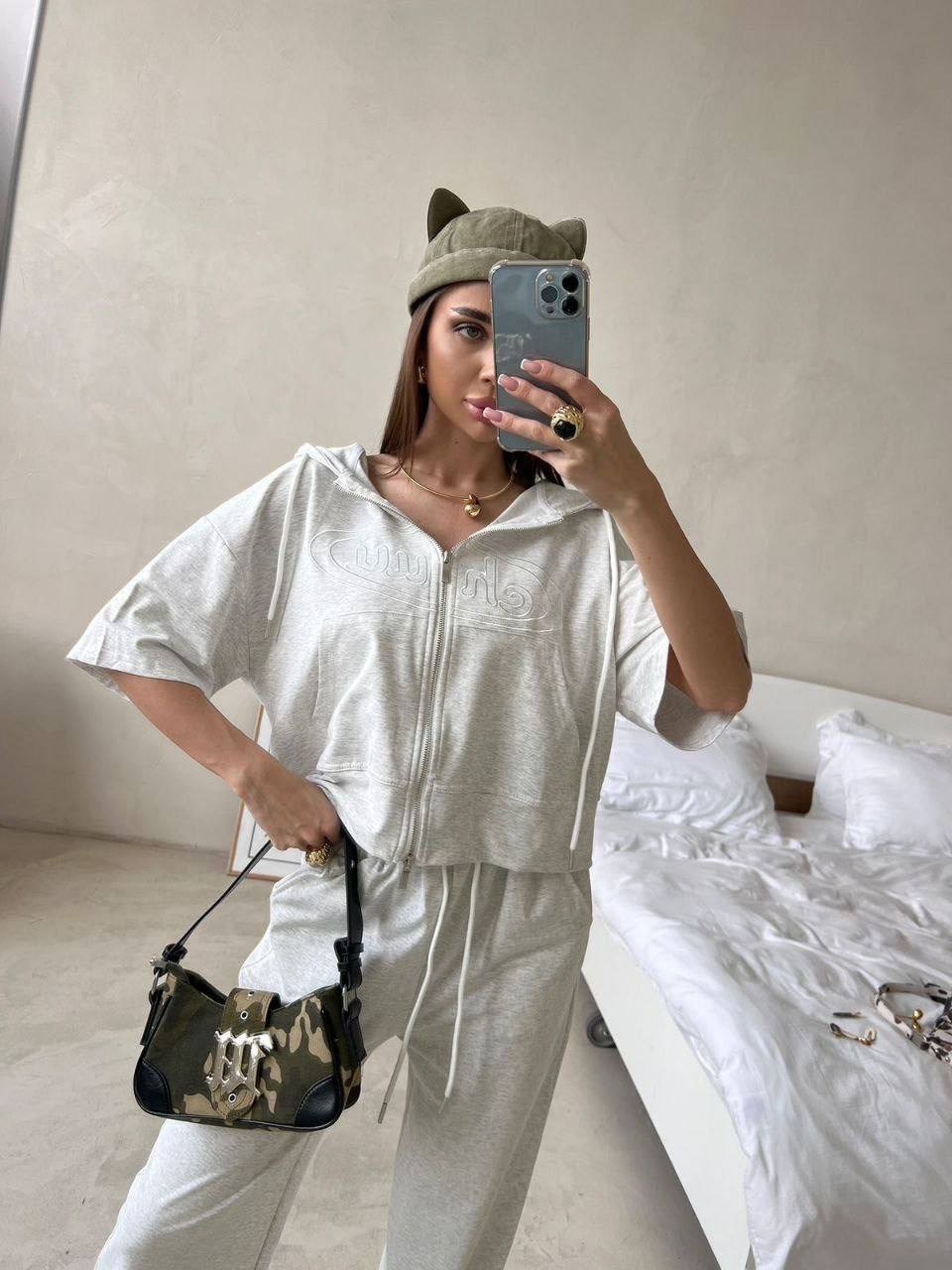 спортивные костюм,кофта с капюшоном,,спортивный костюм женский,женский костюм светло-серый