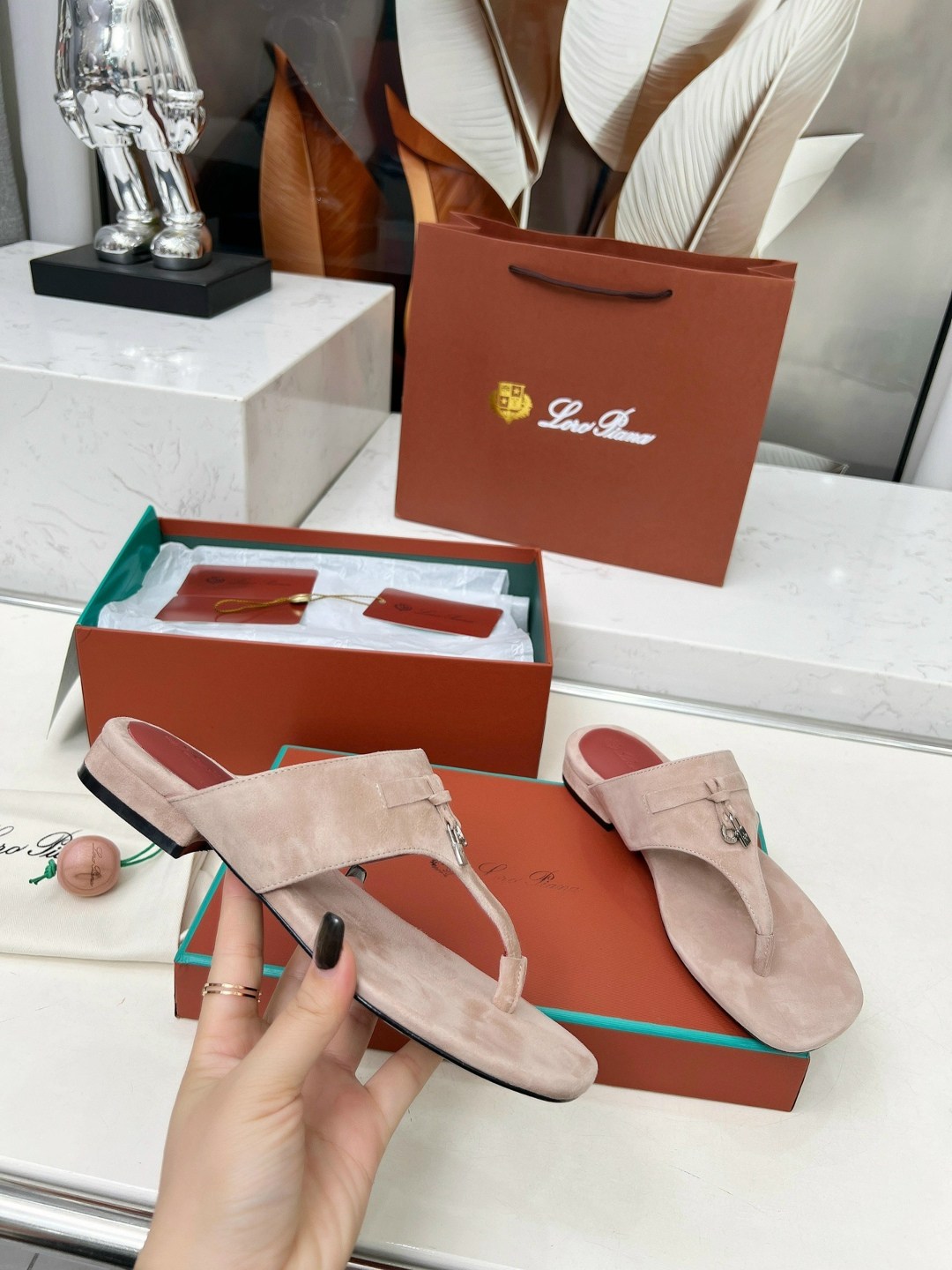 ,женские сандалии,женские шлепанцы,модная женская ,шлепанцы premium