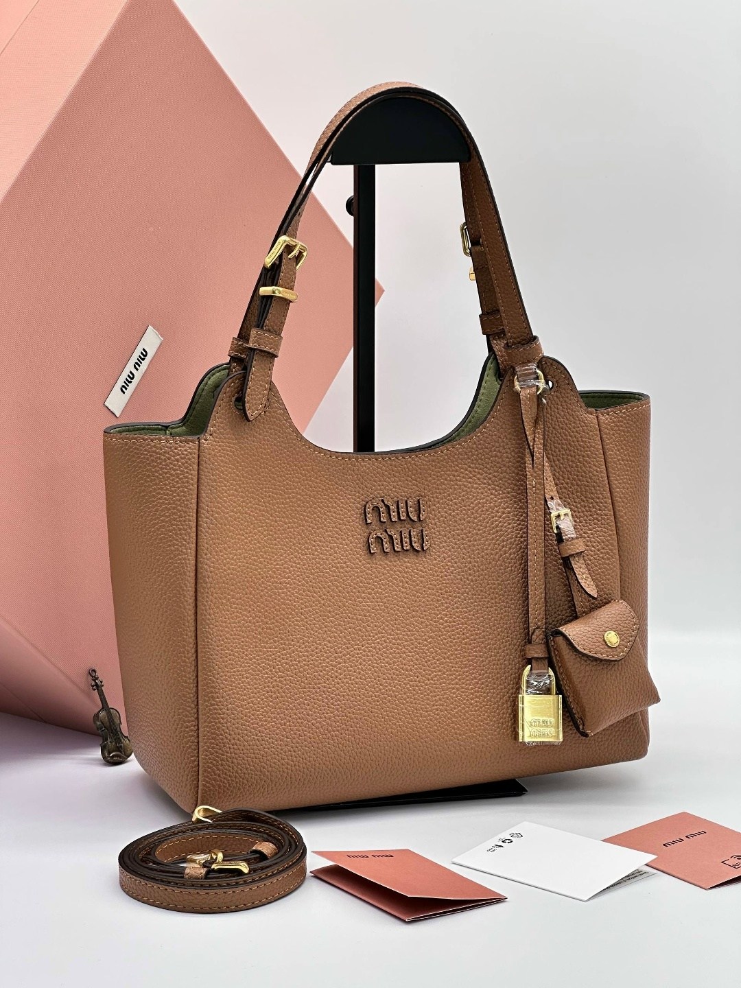 сумка,сумка женская miu miu,сумки miu miu,брендовая женская сумка,женская сумка