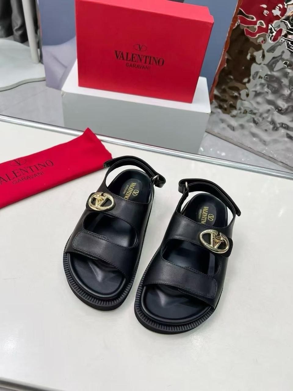 сандалии valentino,босоножки valentino,босоножки balenciaga,сандалии balenciaga,женские сандалии